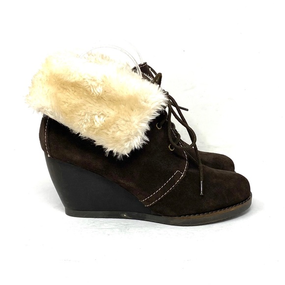 Very Volatile Booties - Picture 3 of 8